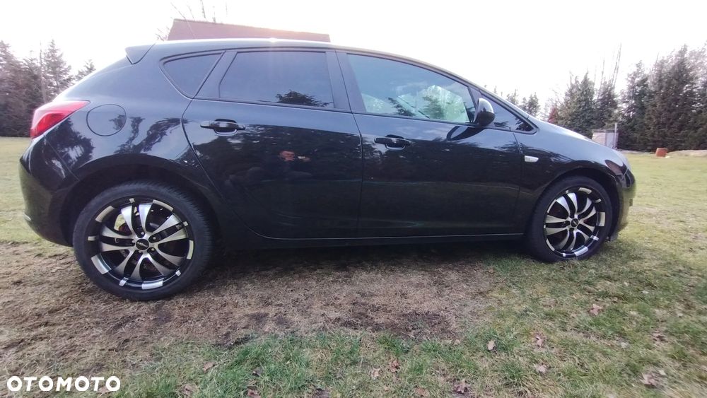 Opel Astra - 11