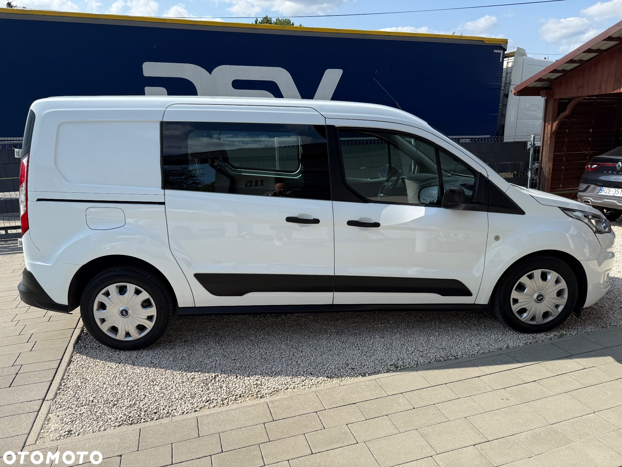 Ford Transit Connect - 4