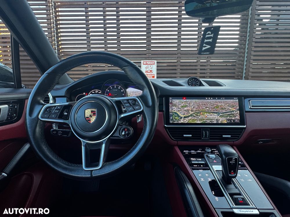 Porsche Cayenne Tiptronic S Platinum Edition - 24