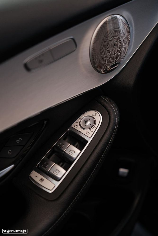 Mercedes-Benz GLC 300 de 4Matic 9G-TRONIC AMG Line - 12