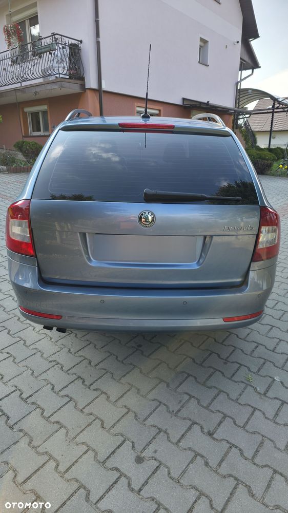 Skoda Octavia 2.0 TDI L&K DSG - 3