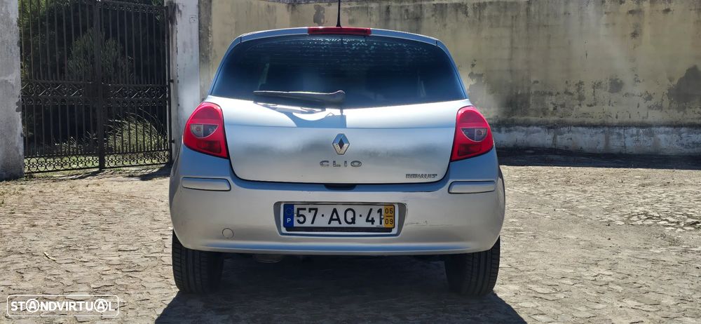 Renault Clio 1.5 dCi Privilège - 10