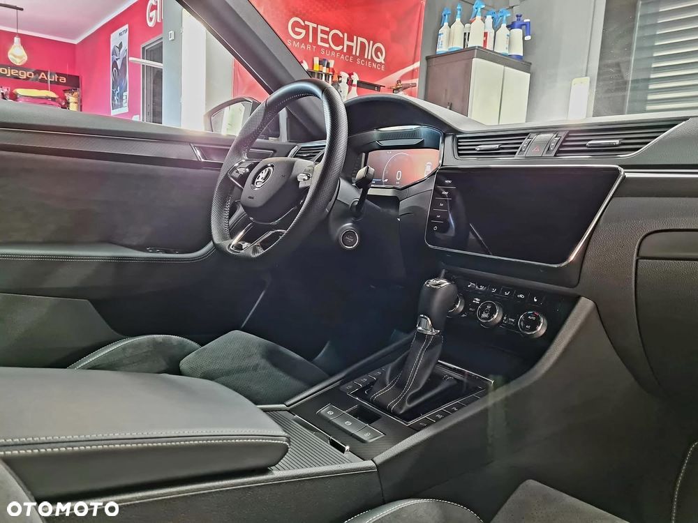 Skoda Superb 2.0 TDI SCR 4x4 Sportline DSG - 16