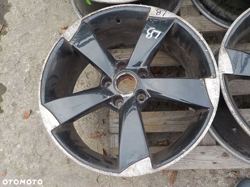 AUDI A3 II 8P 8V A6 C5 C6 FELGI ALUMINIOWE R18 5X112 - 6