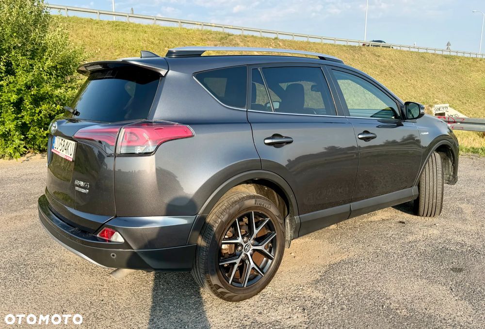 Toyota RAV4 Hybrid Premium 4x2 - 5