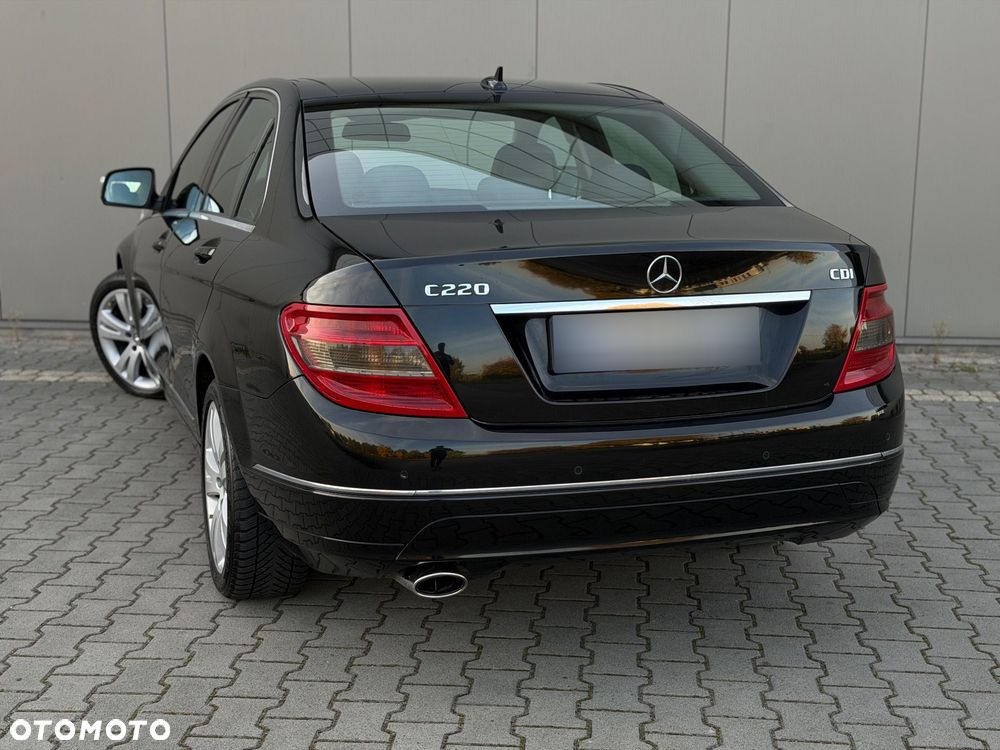 Mercedes-Benz Klasa C 220 CDI DPF Automatik Avantgarde - 18