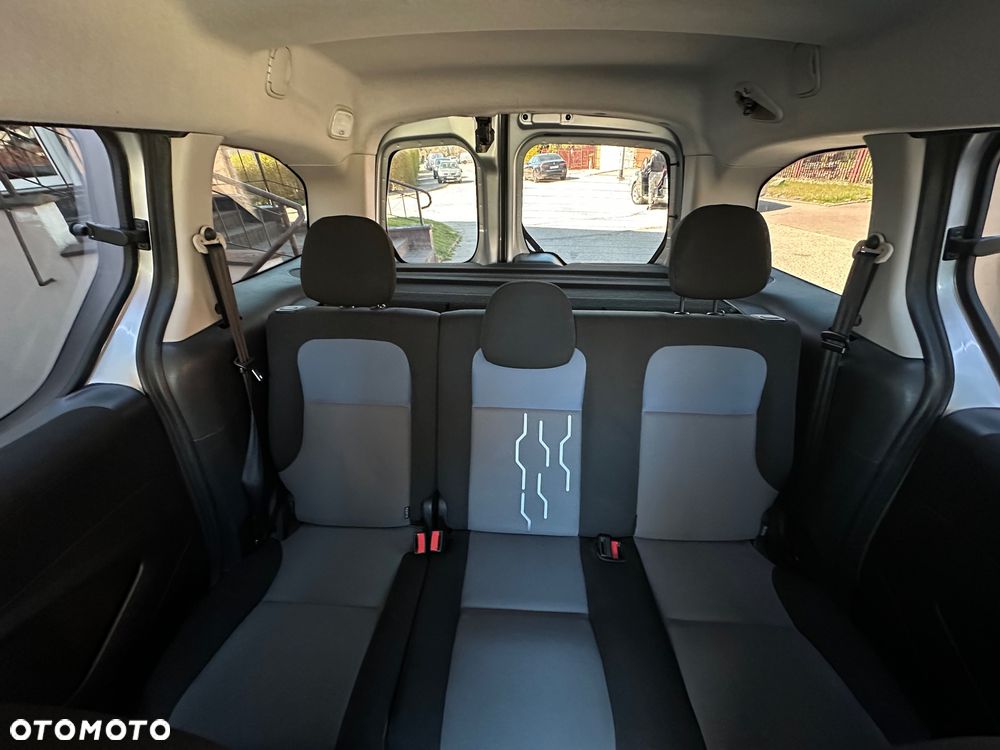 Peugeot Partner 1.6 BlueHDi Active - 17