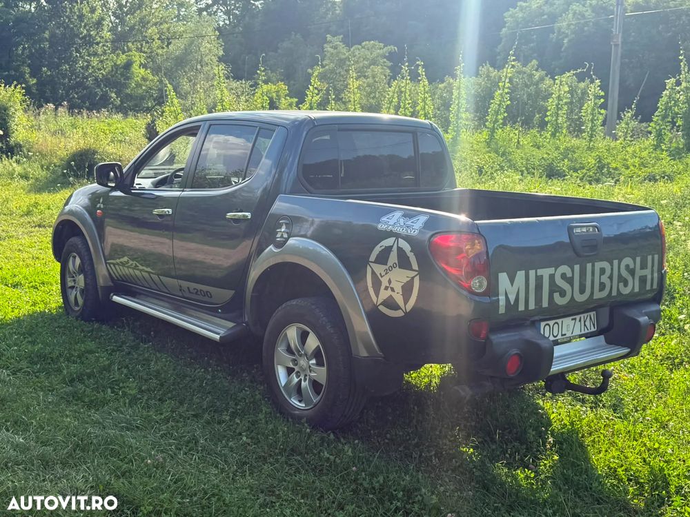 Mitsubishi L200 Pick Up 4x4 Intense Double Cab - 4
