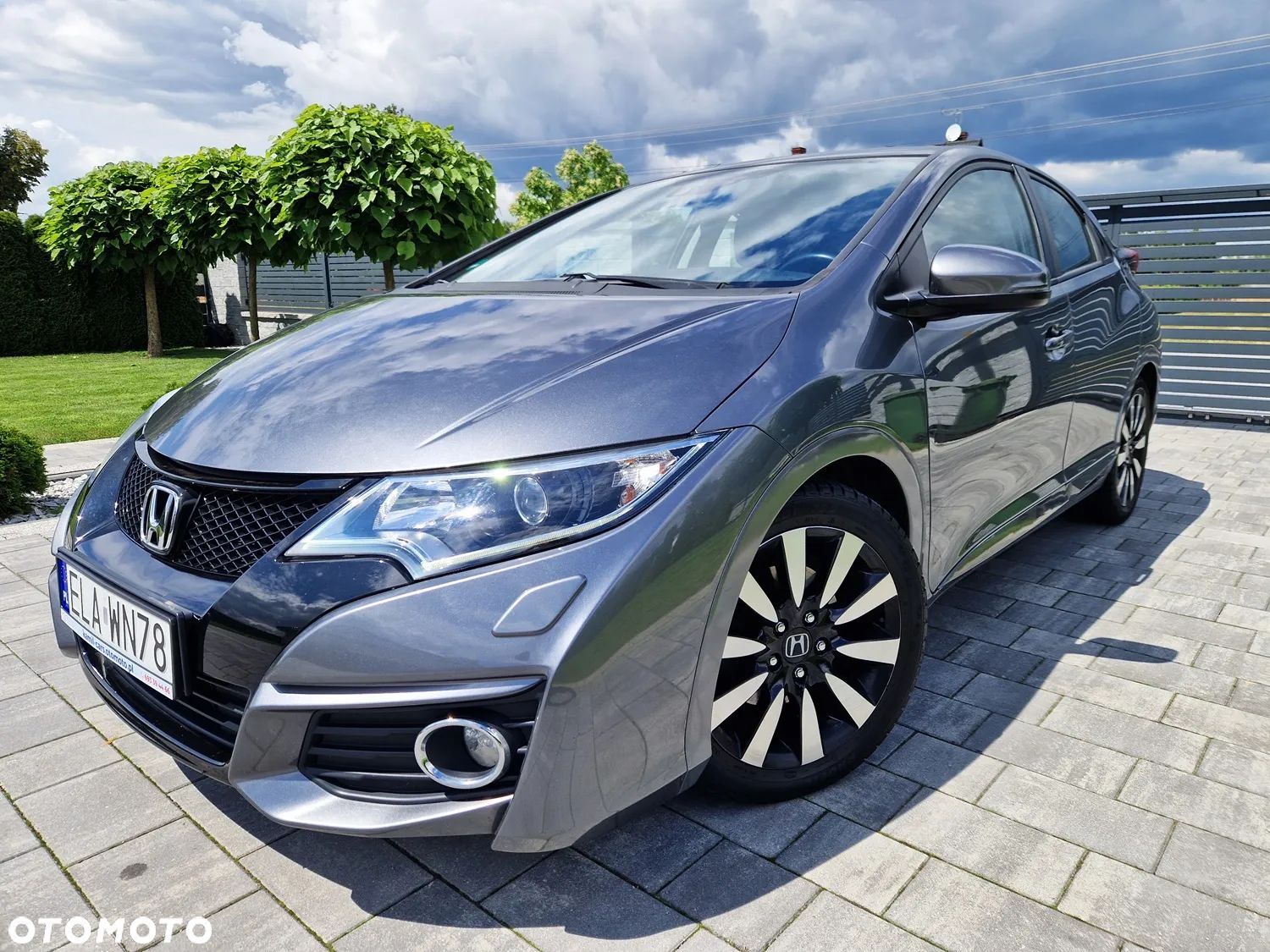 Honda Civic 1.8 i-VTEC Elegance - 1