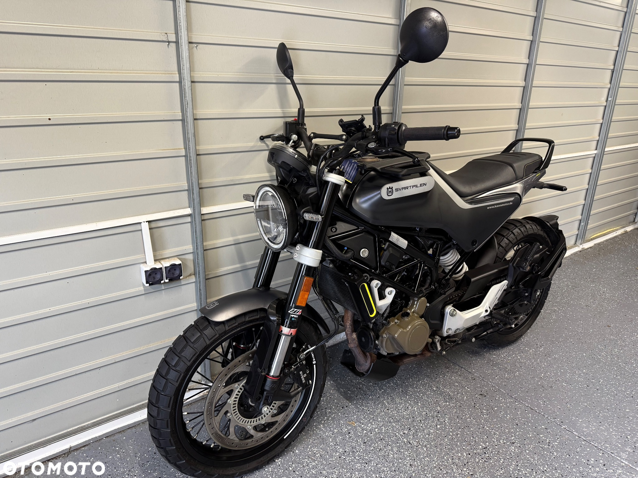 Husqvarna Svartpilen - 7