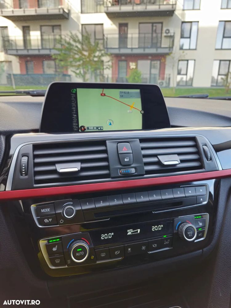 BMW Seria 3 318d Touring Aut. Sport Line - 12