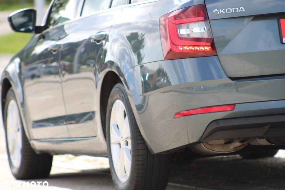 Skoda Octavia 2.0 TDI DSG Sport Edition - 28