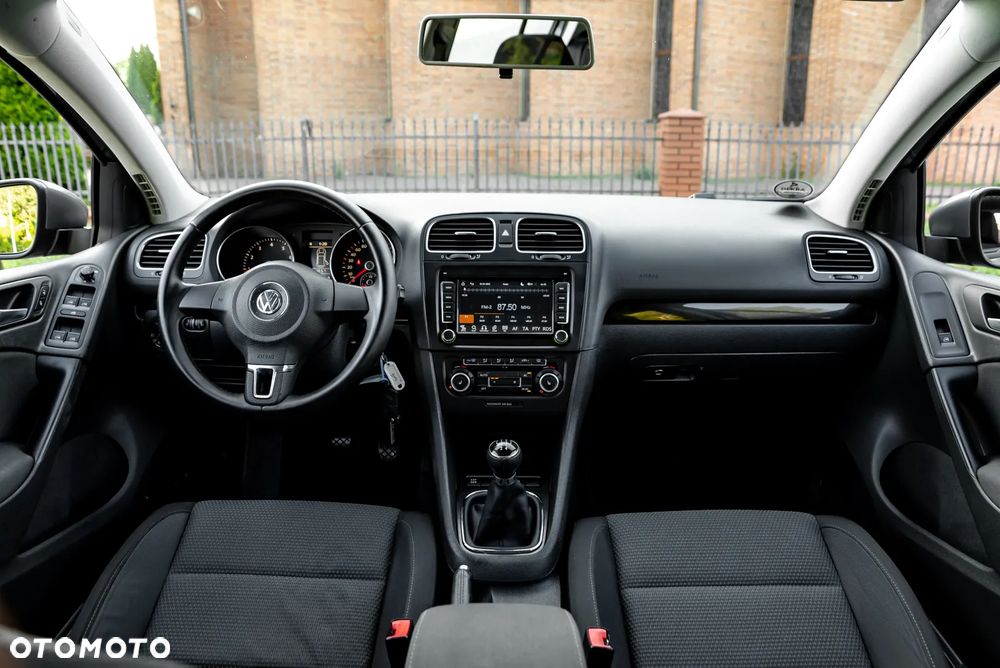 Volkswagen Golf 1.6 Highline - 27