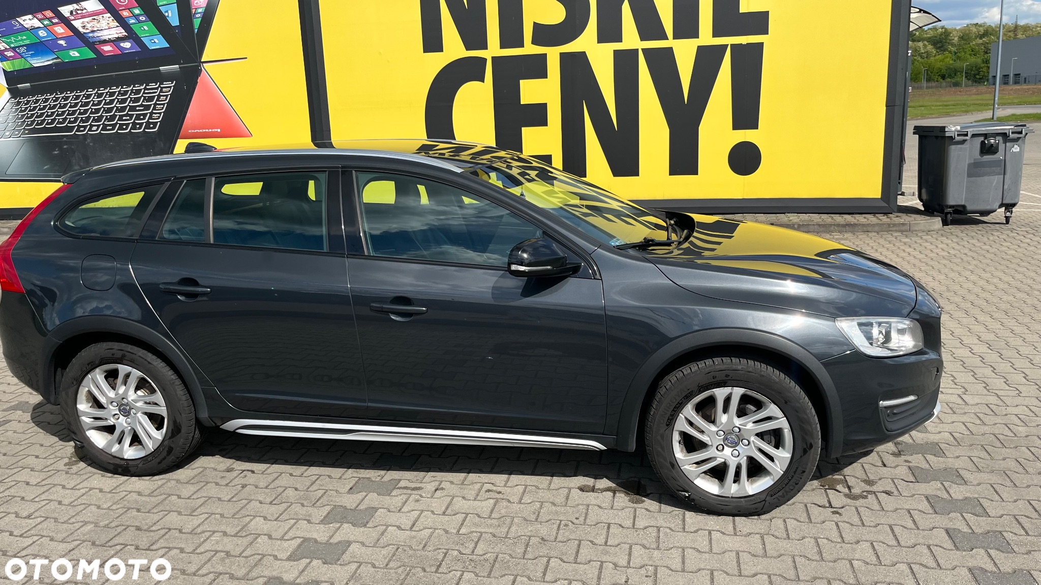 Volvo V60 Cross Country D3 Drive-E Momentum - 5