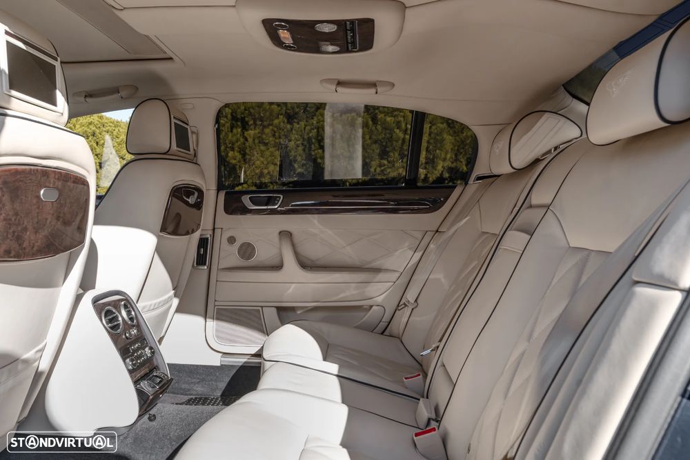 Bentley Continental Flying Spur Standard - 22