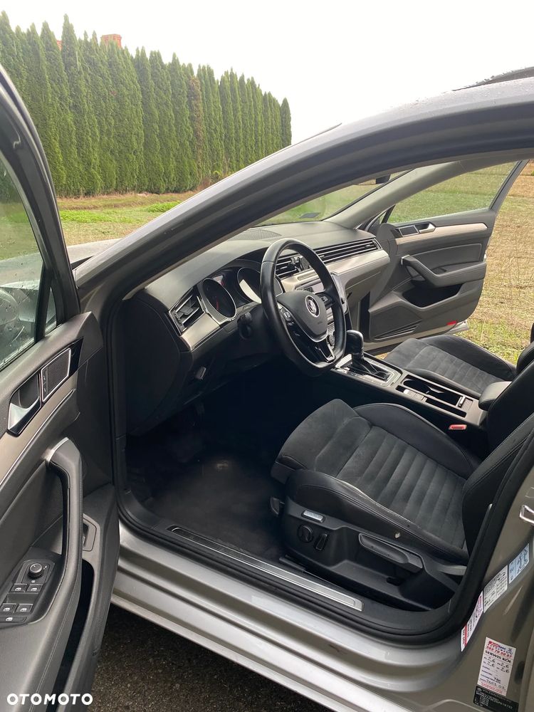 Volkswagen Passat Variant 2.0 TDI BMT Highline DSG - 3