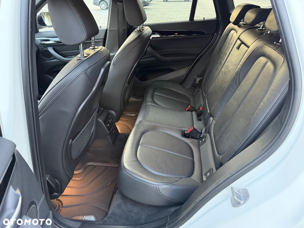 BMW X1 xDrive18d M Sport - 11