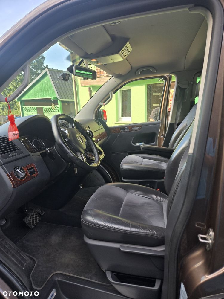 Volkswagen Multivan - 6