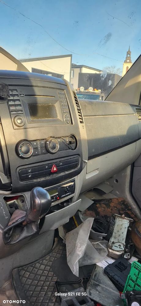 Mercedes-Benz Sprinter 516 - 10