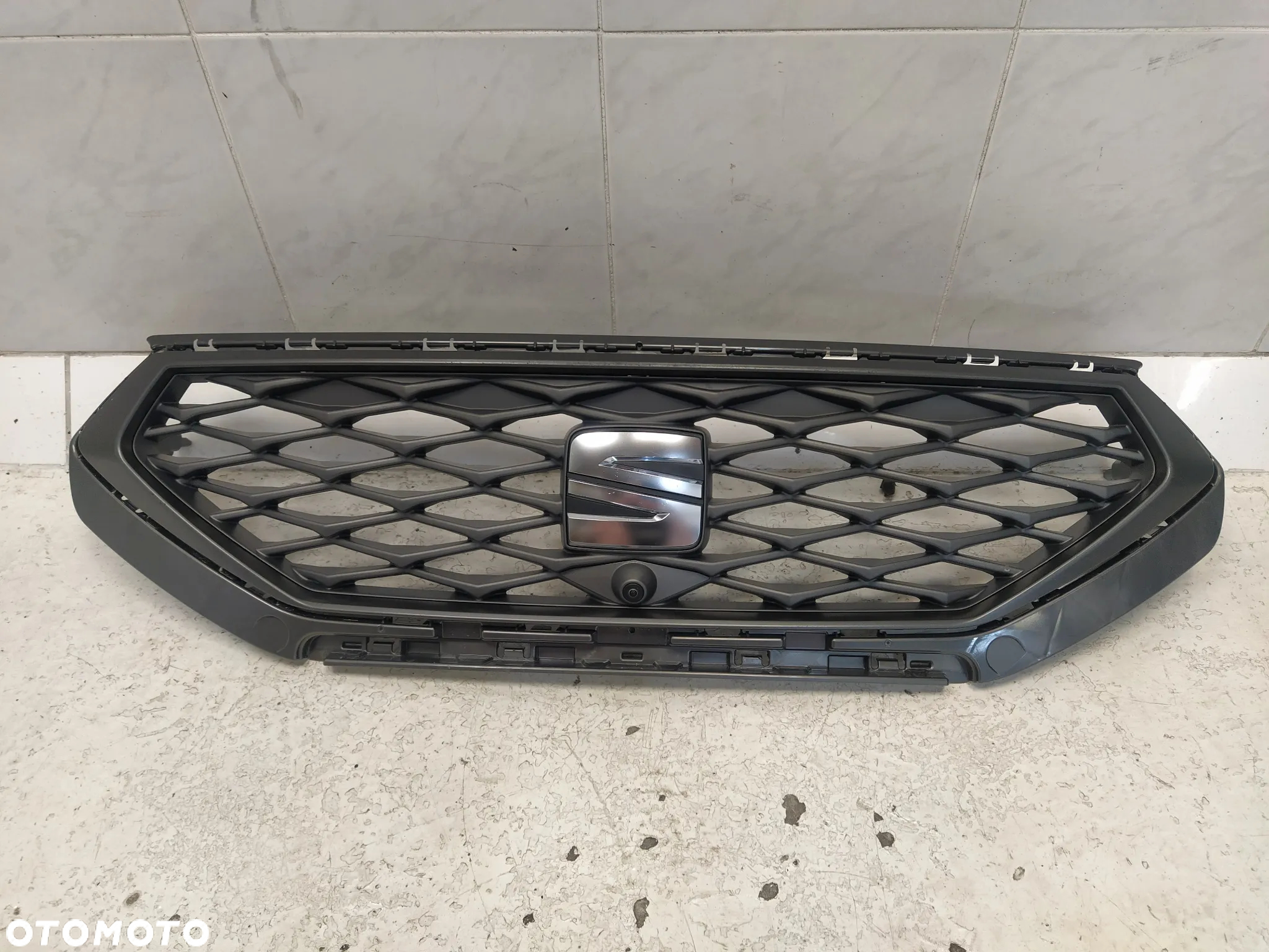 SEAT TERRACO GRILL ATRAPA CHŁODNICY + KAMERA KOMPLETNY ORYGINAŁ - 2