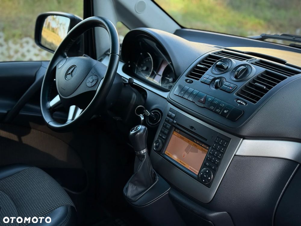 Mercedes-Benz Viano 3.0 CDI Ambiente (d³ugi) - 21