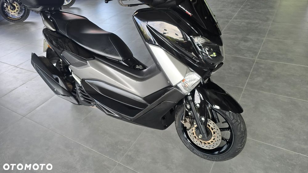 Yamaha NMAX - 20