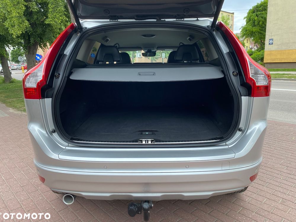 Volvo XC 60 D3 Geartronic Momentum - 13