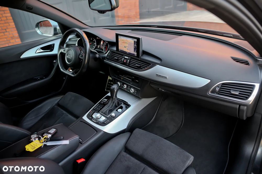 Audi A6 Avant 2.0 TDI quattro S tronic - 23