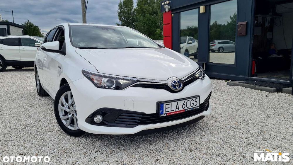 Toyota Auris - 11