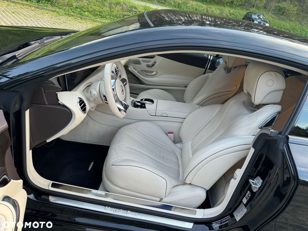 Mercedes-Benz Klasa S 560 Coupe 4-Matic 9G-TRONIC - 12