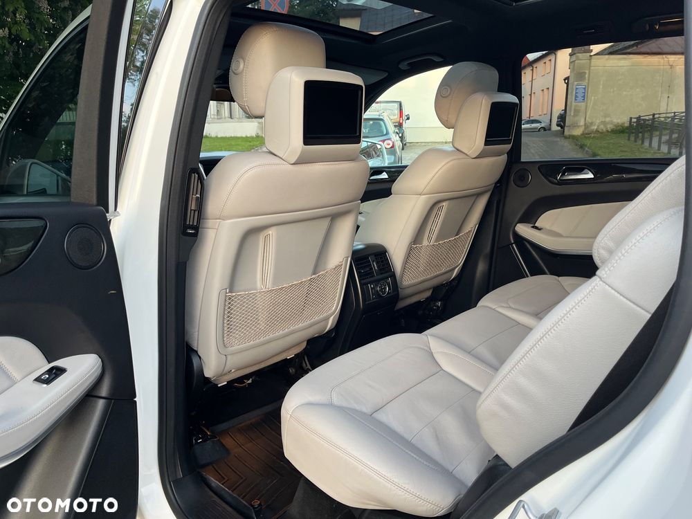 Mercedes-Benz GL 450 4Matic 7G-TRONIC - 12