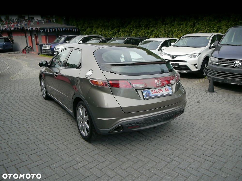 Honda Civic 1.8i-VTEC Executive - 5