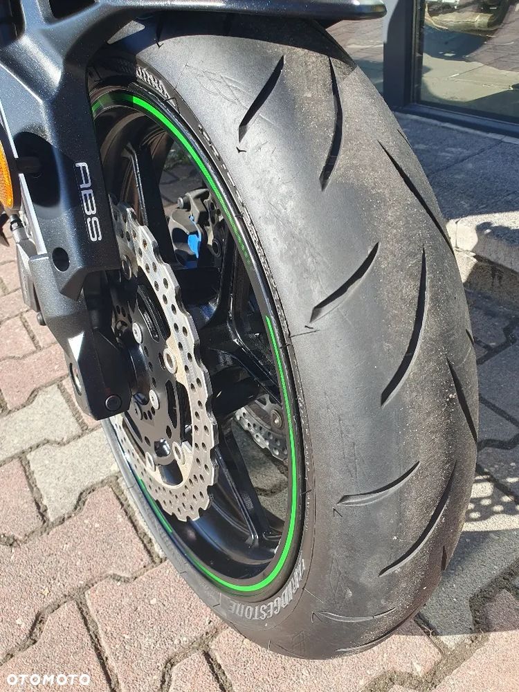 Kawasaki Versys 650 - 22