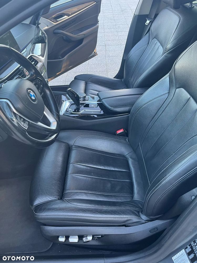 BMW Seria 5 520d - 13
