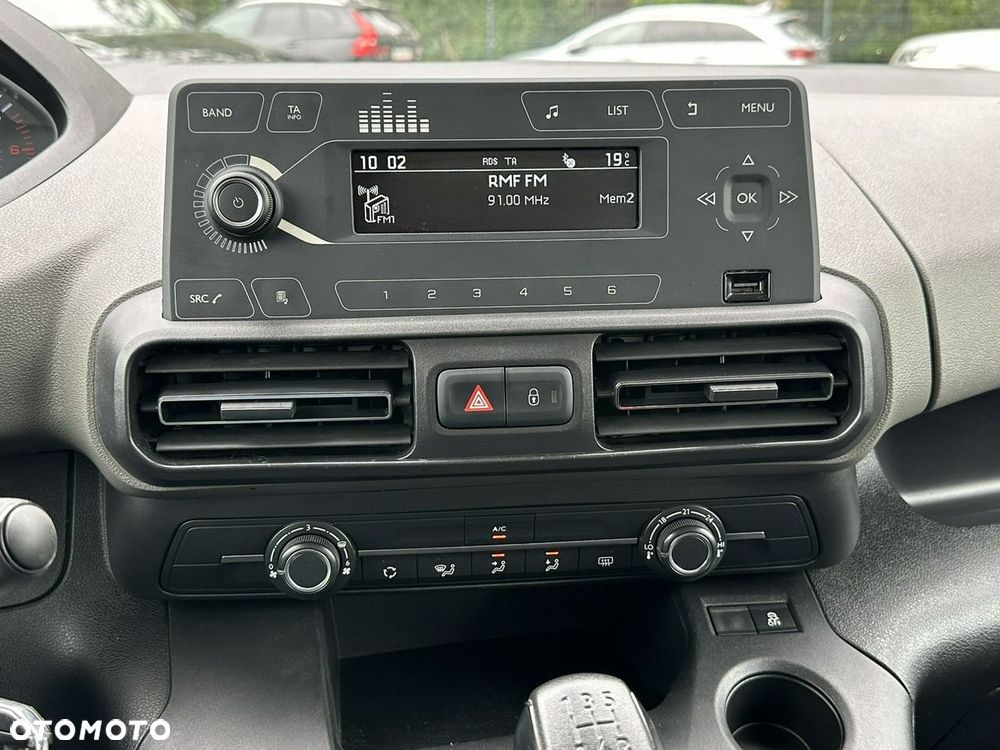Peugeot Rifter - 21