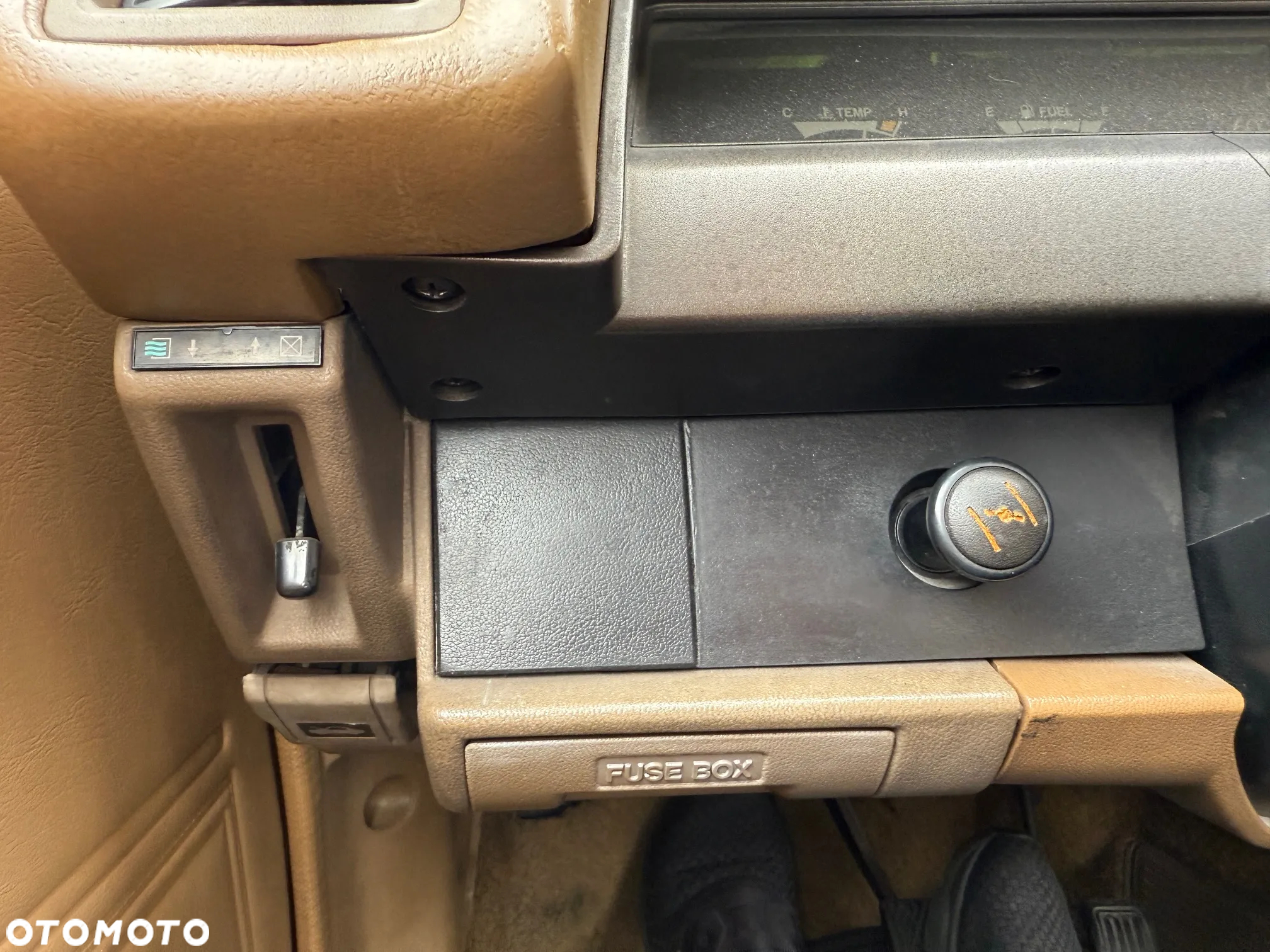 Toyota Corolla - 2