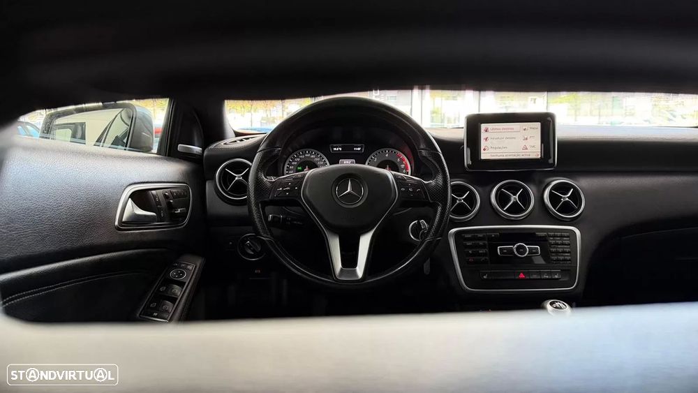 Mercedes-Benz A 180 CDI BlueEFFICIENCY - 22