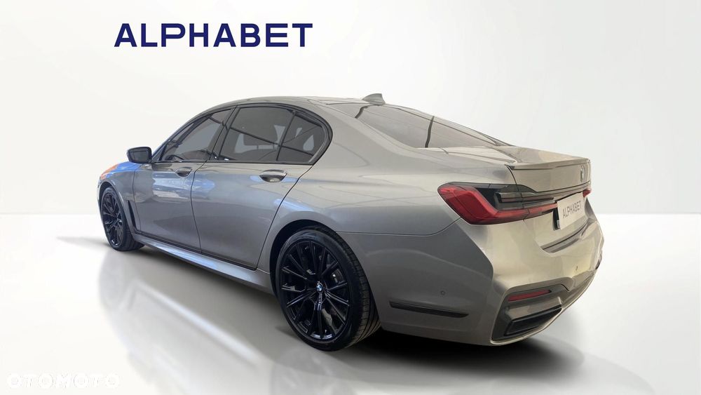 BMW Seria 7 740d xDrive mHEV sport - 3