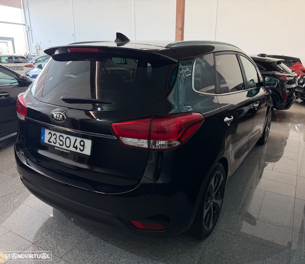 Kia Carens 1.7 CRDi 141 ISG Spirit - 3