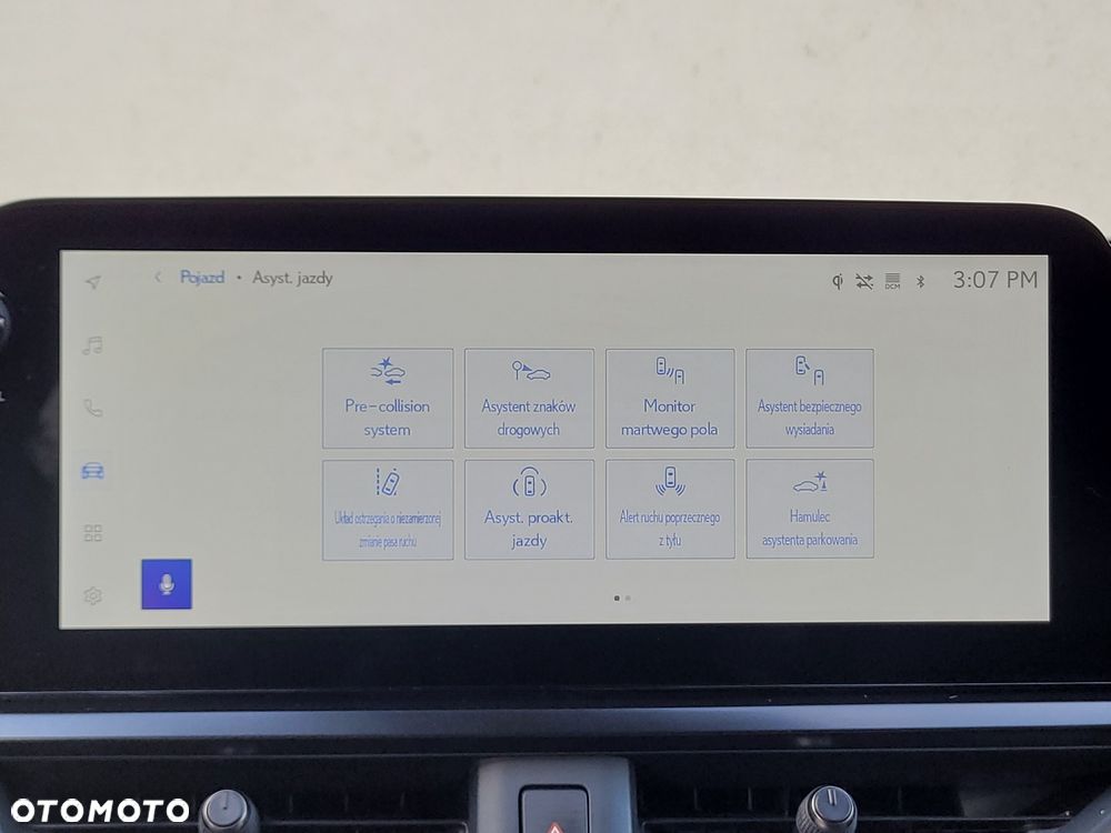 Lexus UX 300h F Sport Design - 23