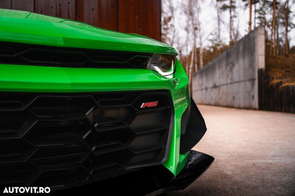 Chevrolet Camaro - 12