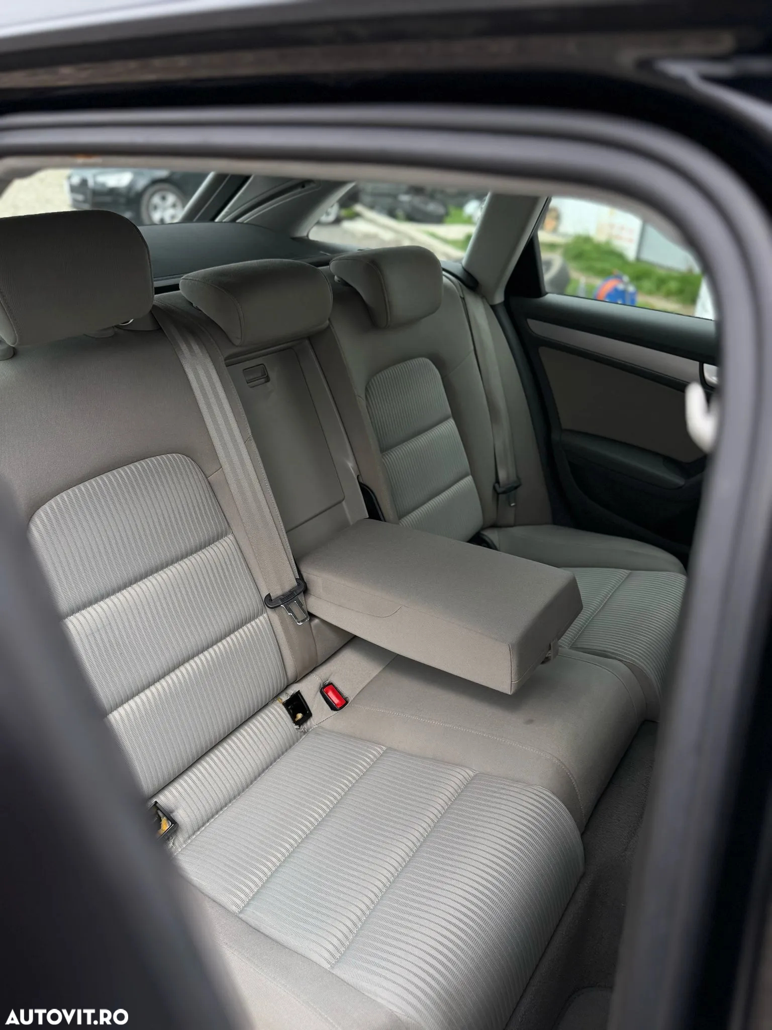 Audi A4 2.0 TDI Multitronic Avant - 26