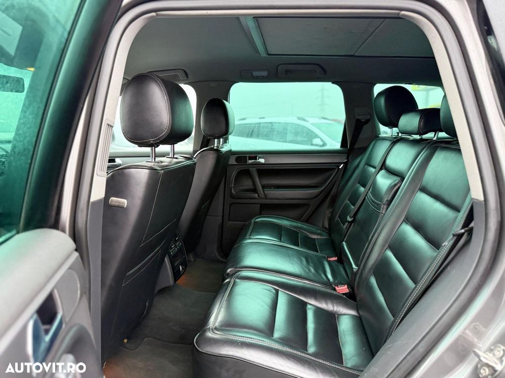 Volkswagen Touareg - 15