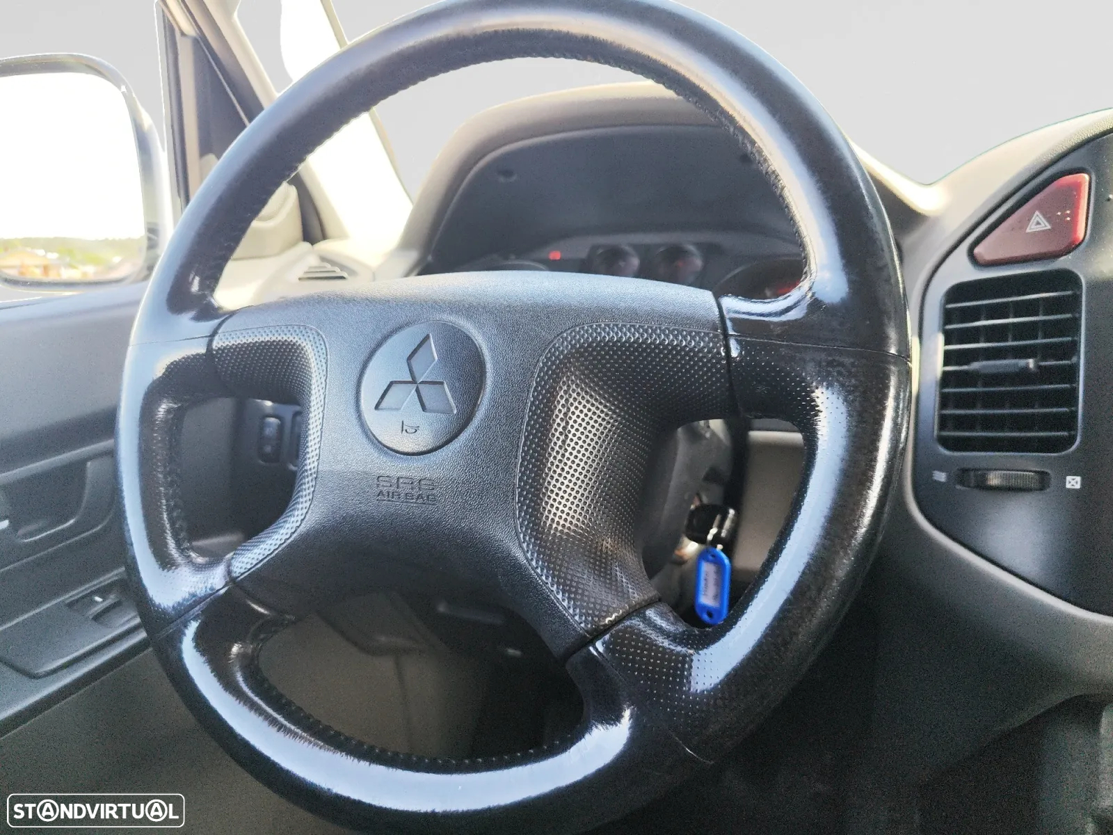 Mitsubishi Pajero 3.2 DI-D GLS - 12