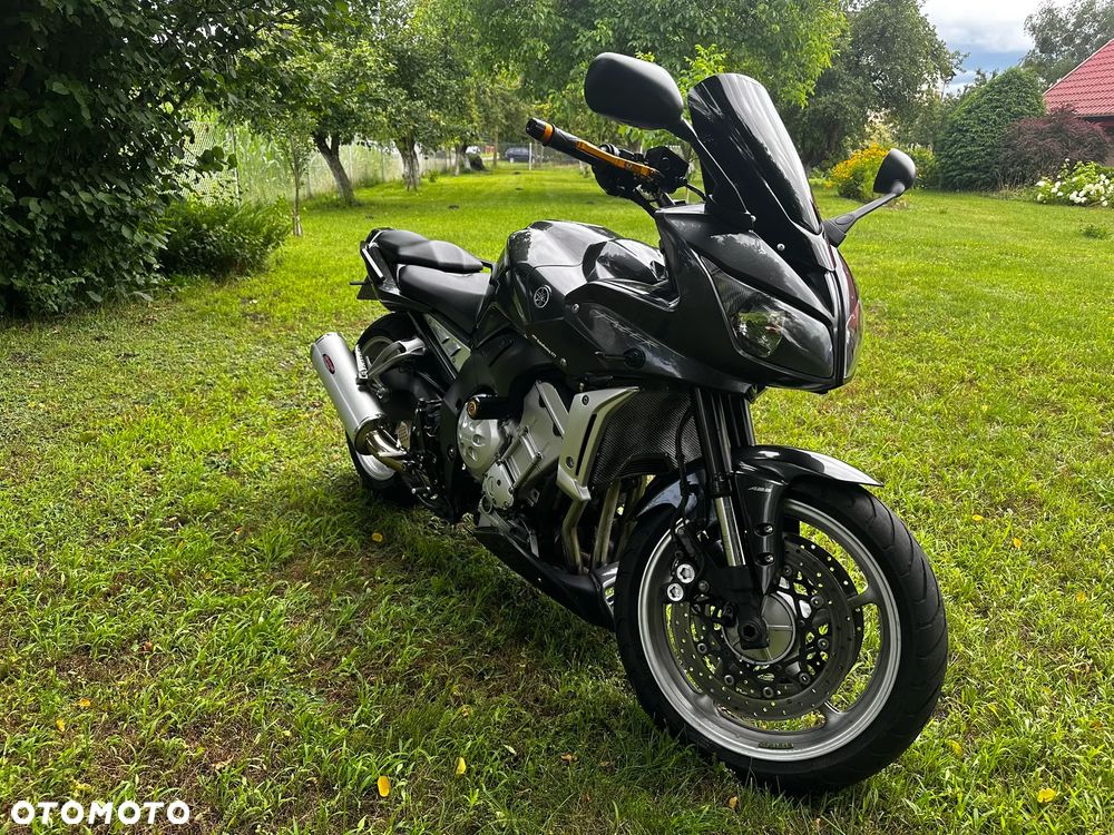 Yamaha FZ - 1