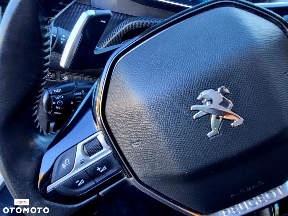 Peugeot 208 - 26