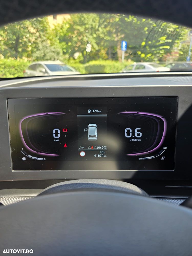 Kia Sportage 1.6 T-GDI 6MT 4x2 Urban - 19