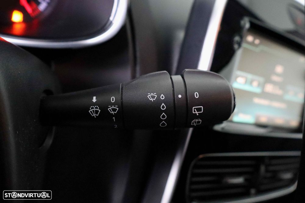 Renault Clio Sport Tourer 0.9 TCe Limited - 18