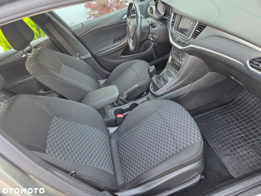 Opel Astra 1.2 T Business Elegance S&S - 12