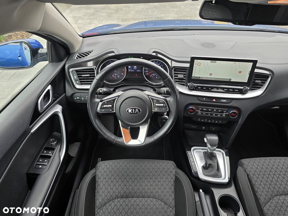 Kia Ceed 1.4 T-GDI DCT OPF Platinum Edition - 21